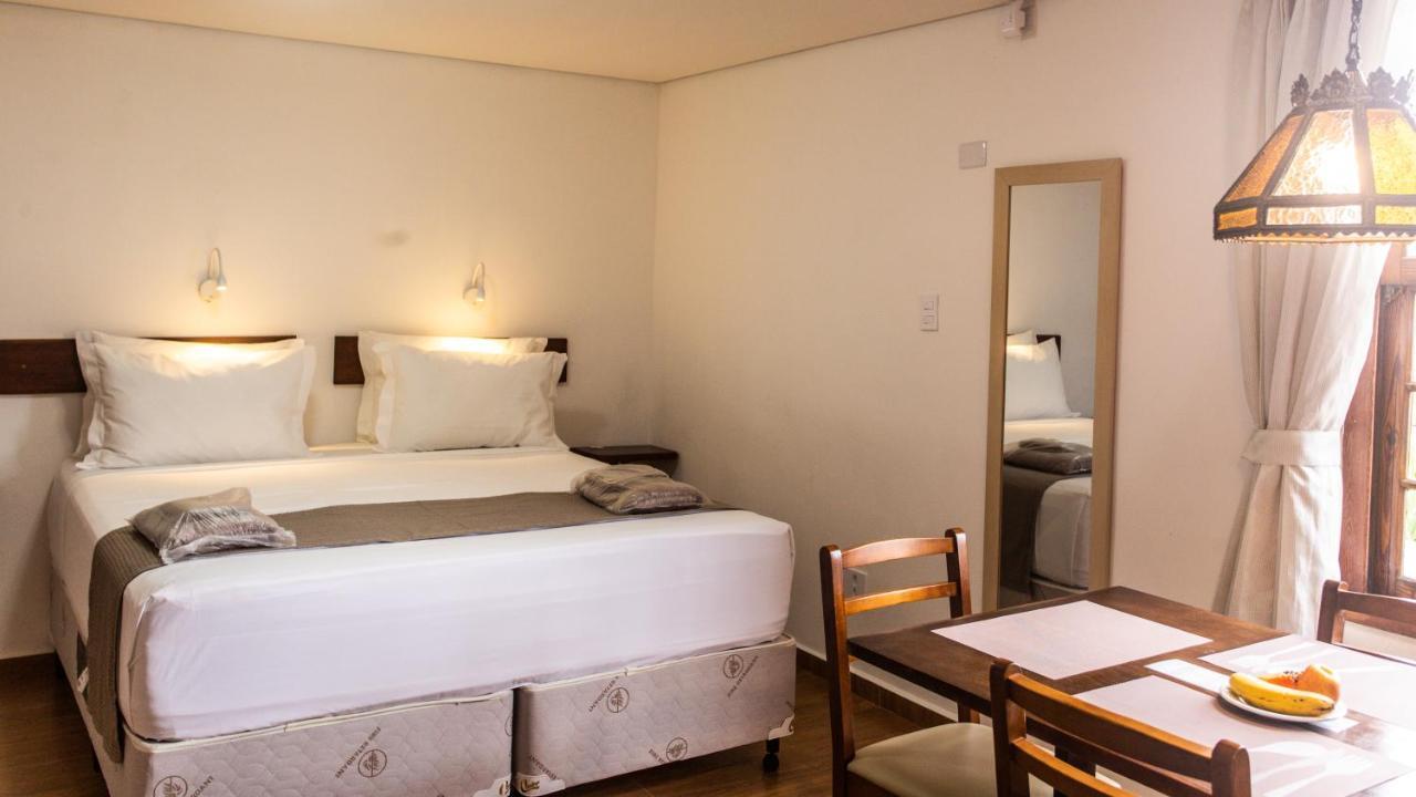 Hotel Chalet Monet - Granja Vianna Cotia  Esterno foto